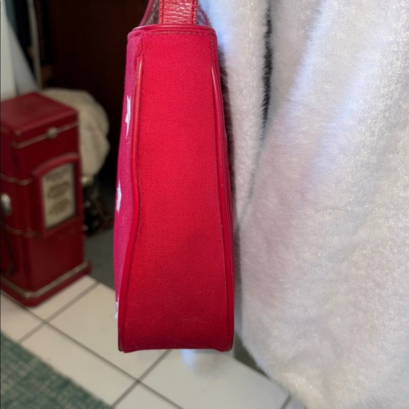 Amanda Smith   Patriotic  shoulder bag  canvas red/white embroidered stars  NWOT - Picture 5 of 17